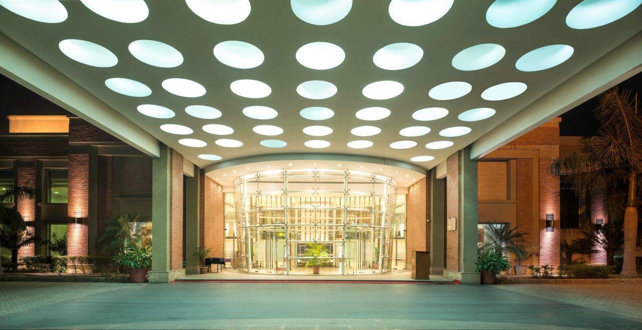 Nirvana Luxury Hotel L Ludhiana Bagian luar foto
